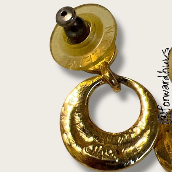 Bundle Sale 3 for $15 | Vintage Trifari Gold-Tone Earrings with Cream Enamel - Picture 5 of 8